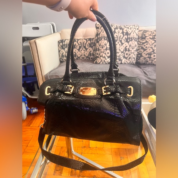 Michael Kors Hamilton EW Large Embossed Satchel - Picture 5 of 15